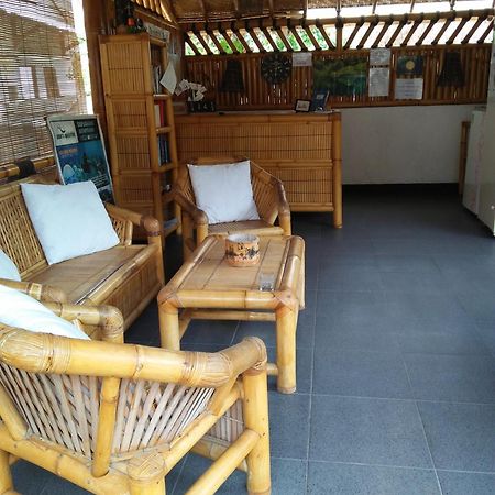 Tua Tua Keladi Bungalows Гілі-Аїр Номер фото