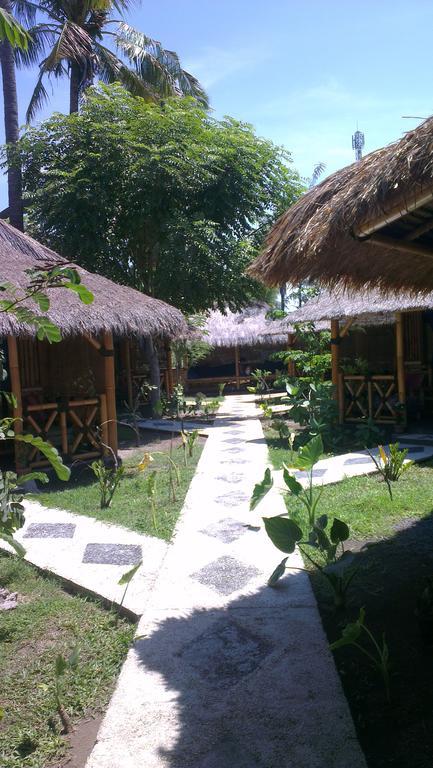 Tua Tua Keladi Bungalows Гілі-Аїр Екстер'єр фото